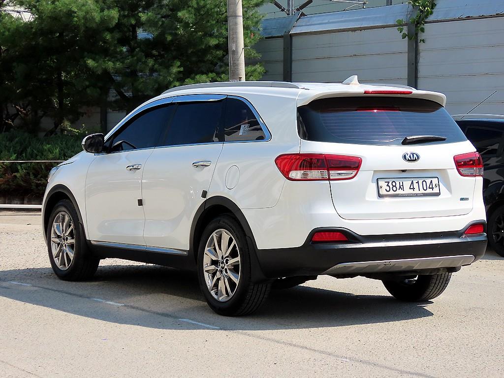 KIA Sorento - Vista 3