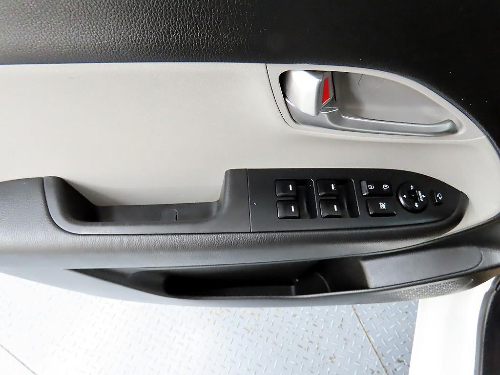 KIA Ray 2022 Blanco - Importación desde Corea - HF Imports Iquique - Foto 13