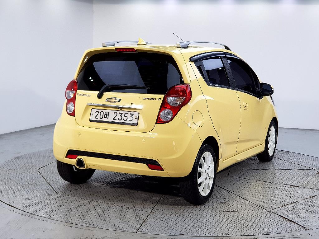 Chevrolet Spark - Vista 6