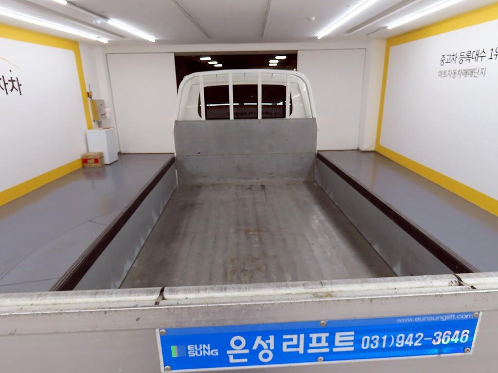 Small Truck Top_Powergate 2023 Blanco - Importación desde Corea - HF Imports Iquique - Foto 19