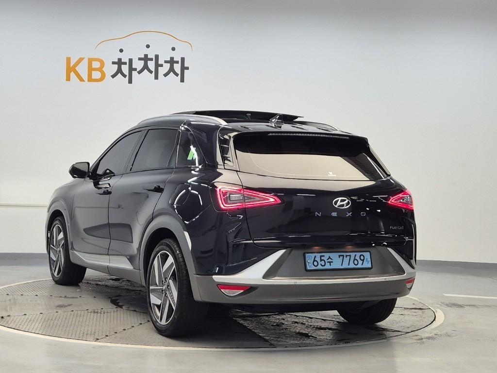HYUNDAI Nexo - Vista 2