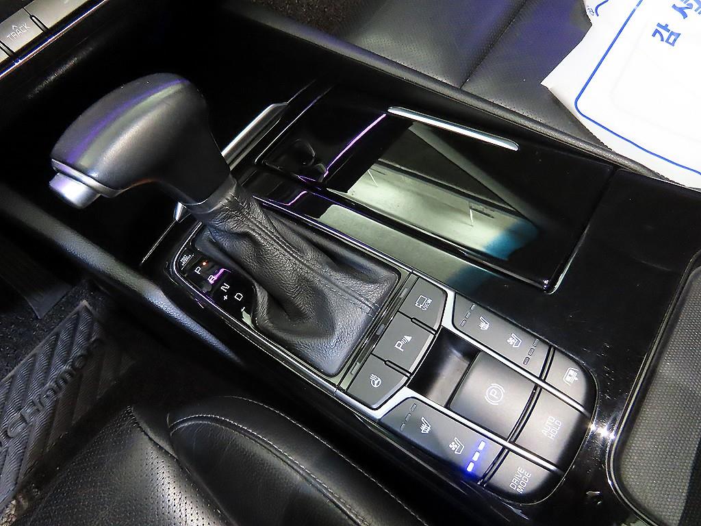 KIA K7 2016 Negro - Importación desde Corea - HF Imports Iquique - Foto 14