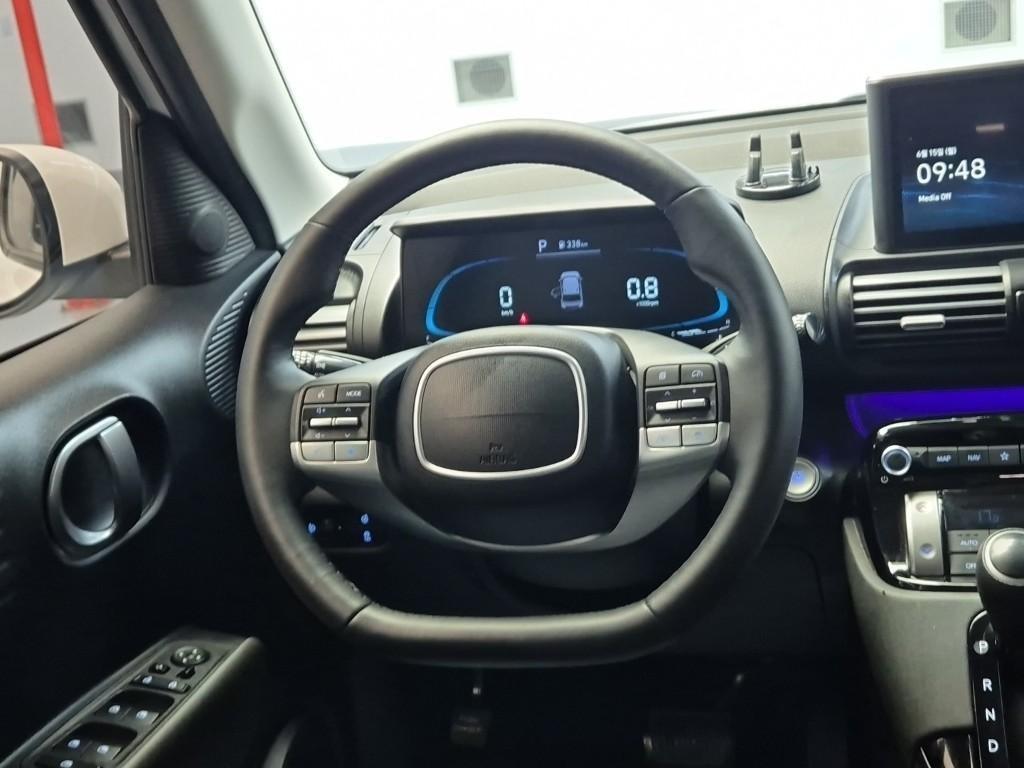 HYUNDAI Casper - Vista 11