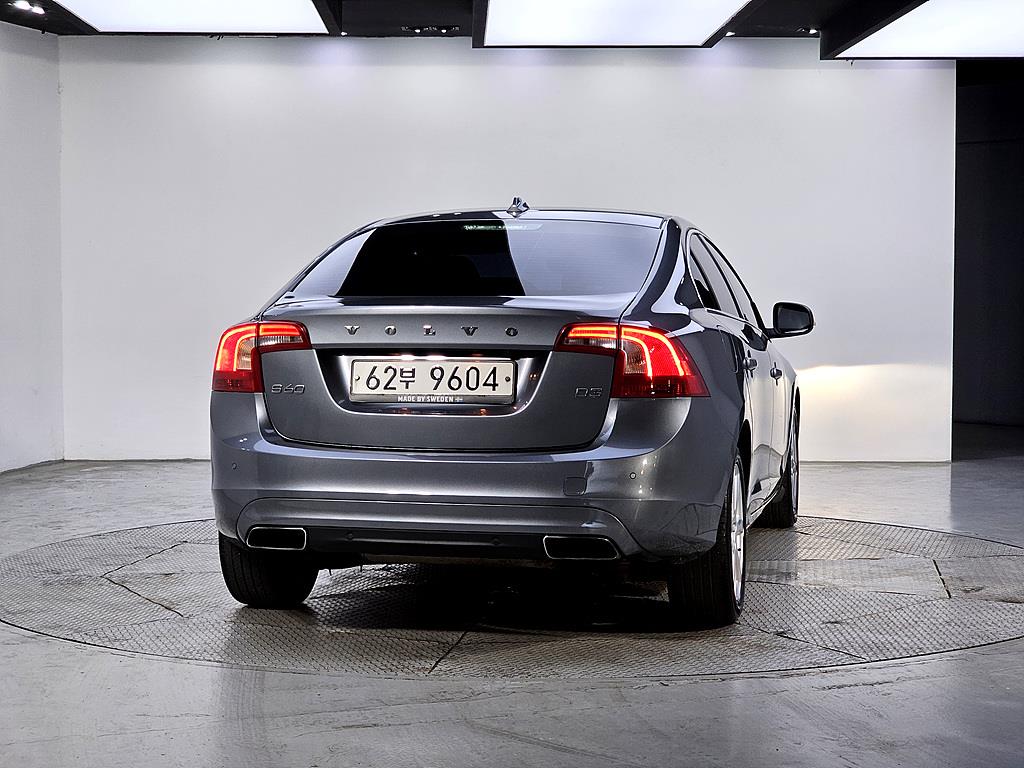 Volvo S60 - Vista 3