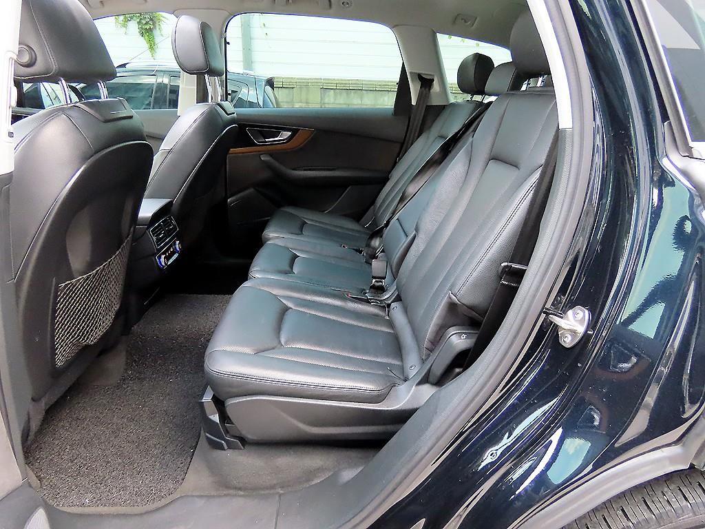 Audi Q7 - Vista 8