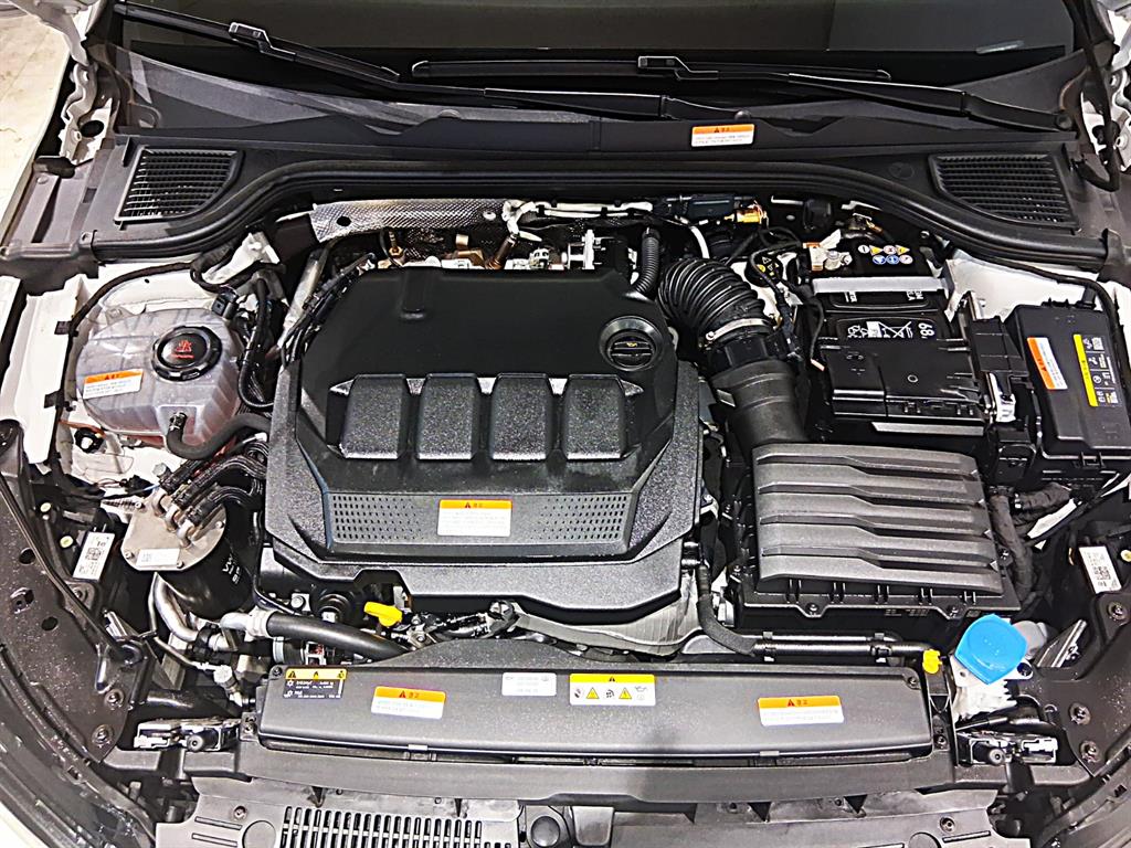 Volkswagen Golf - Vista 10