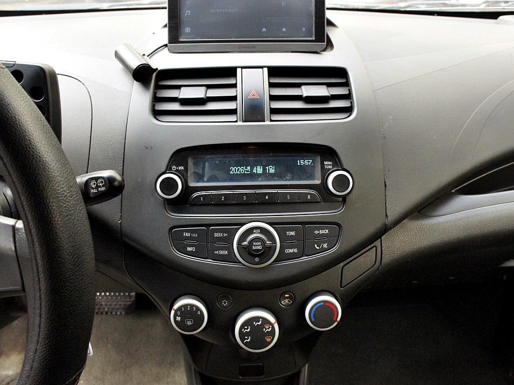 Chevrolet Spark - Vista 12