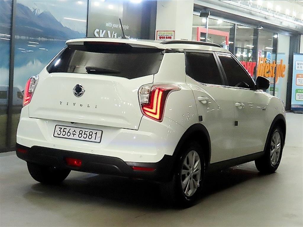 Ssangyong Tivoli - Vista 7