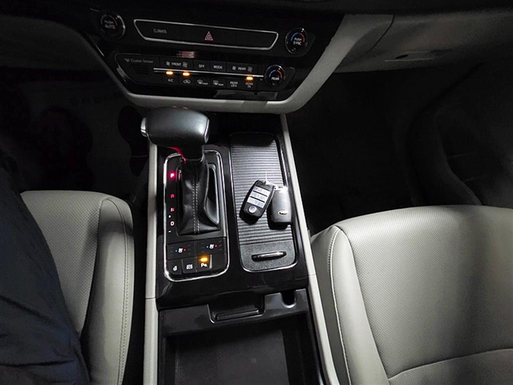 KIA Carnival 2018 Blanco - Importación desde Corea - HF Imports Iquique - Foto 18
