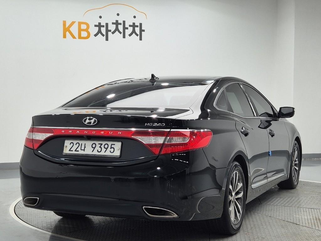 HYUNDAI Grandeur - Vista 3