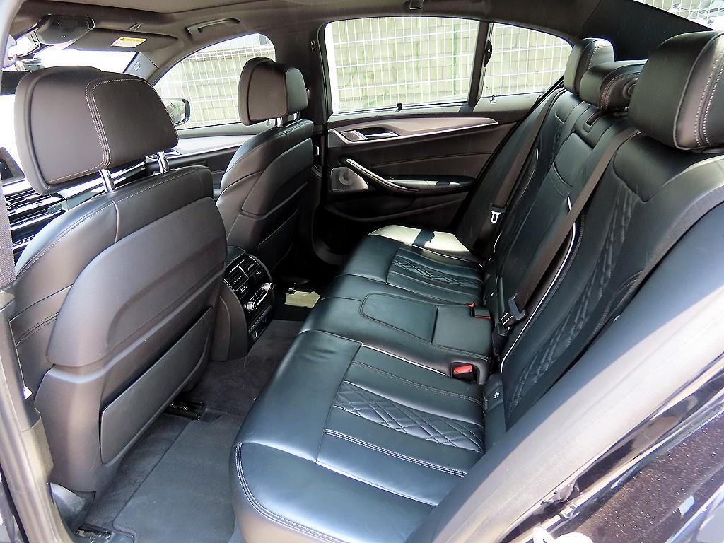 BMW 5 Series - Vista 8