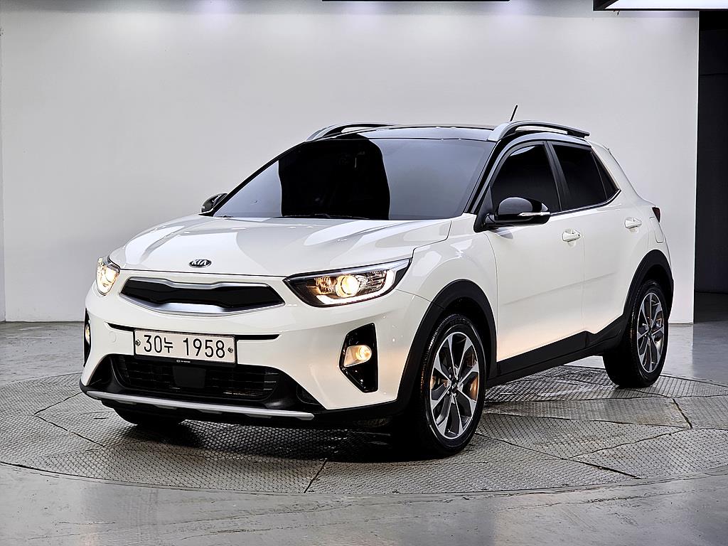 KIA Stonic 2018 Blanco - Importación desde Corea - HF Imports Iquique - Foto 1