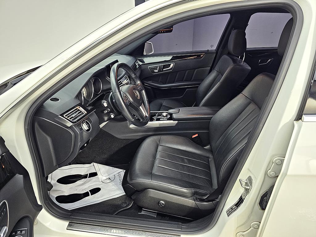 Mercedes Benz E class - Vista 10