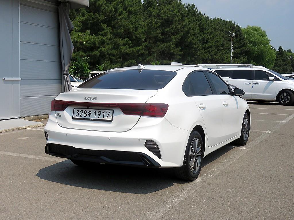 KIA K3 - Vista 6