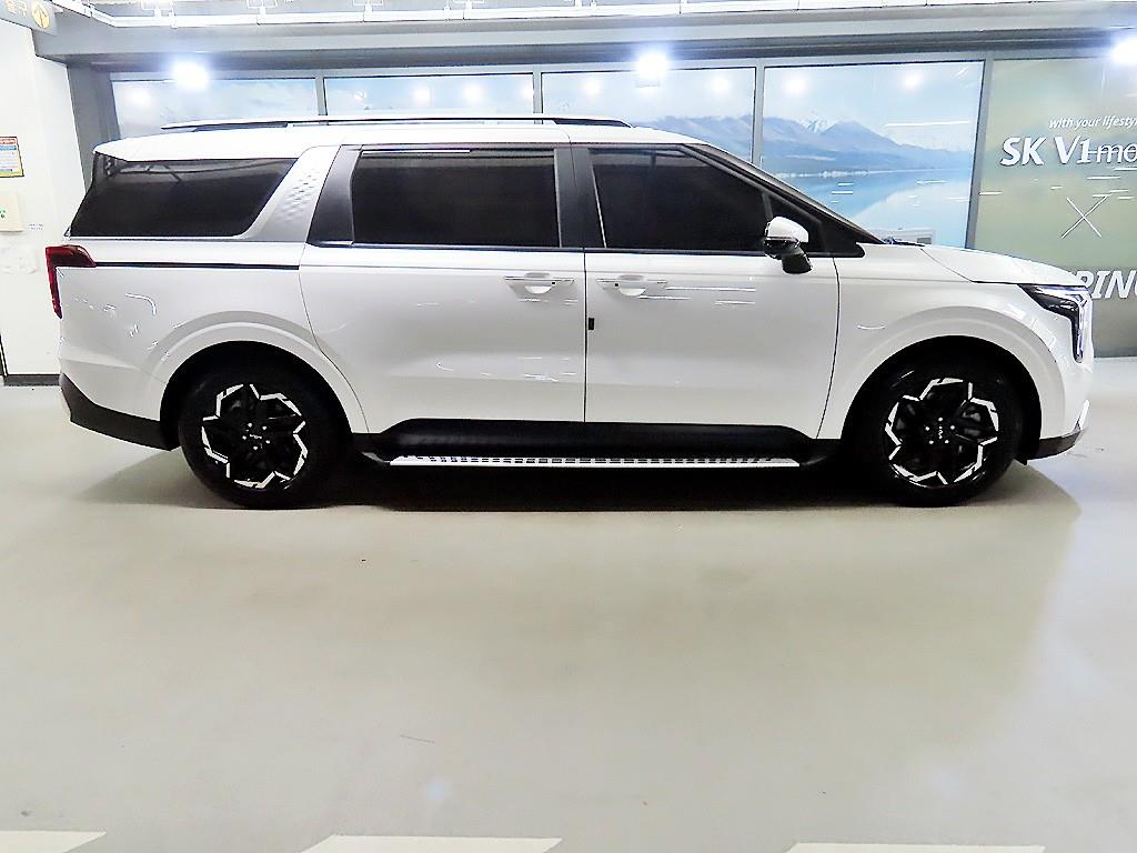 KIA Carnival - Vista 3