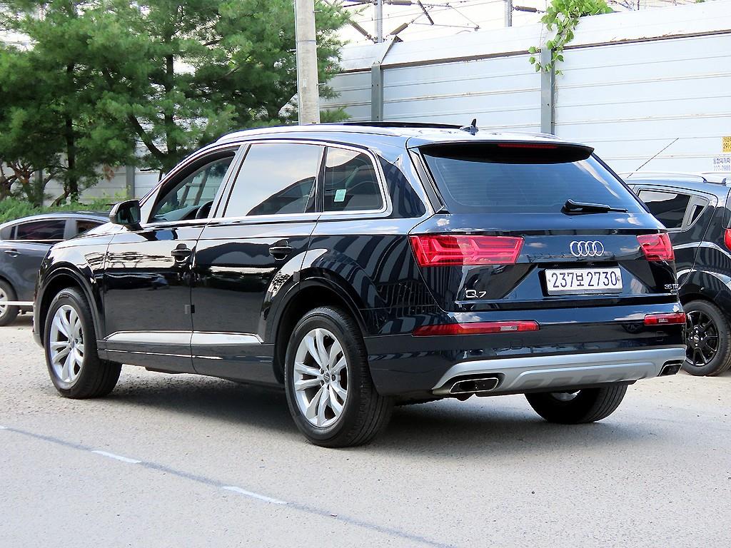Audi Q7 - Vista 3