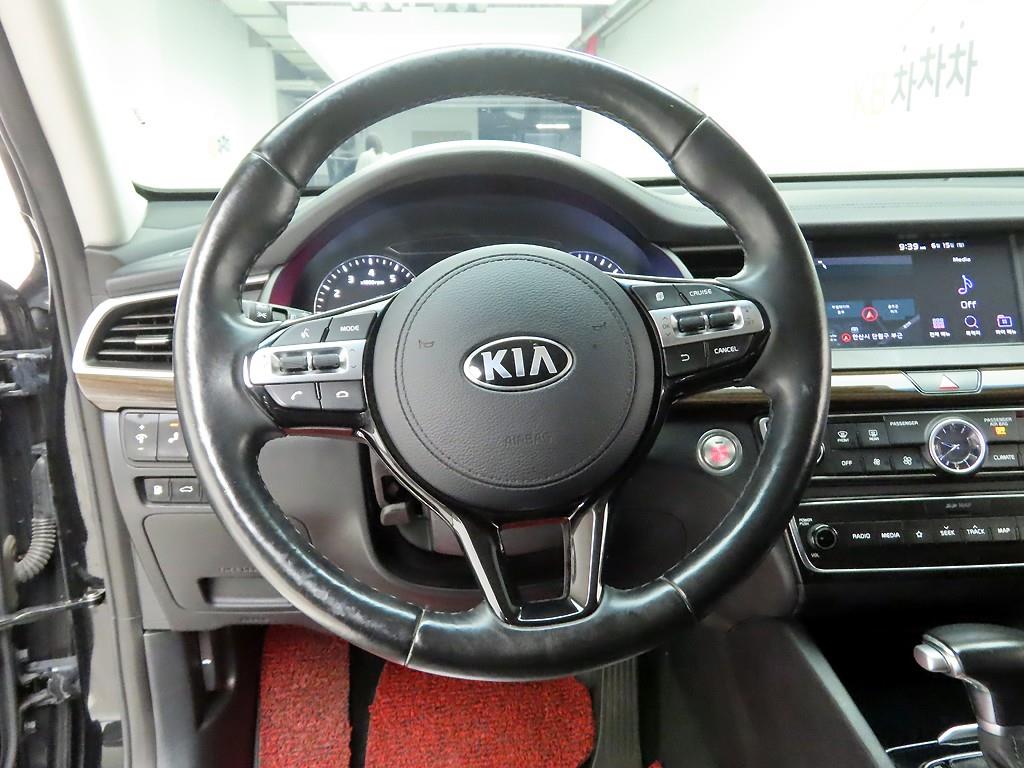 KIA K7 - Vista 9