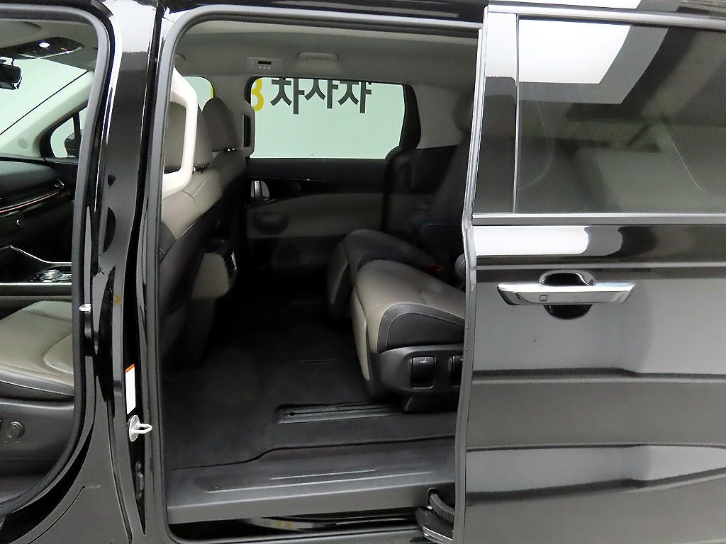 KIA Carnival 2023 Negro - Importación desde Corea - HF Imports Iquique - Foto 15