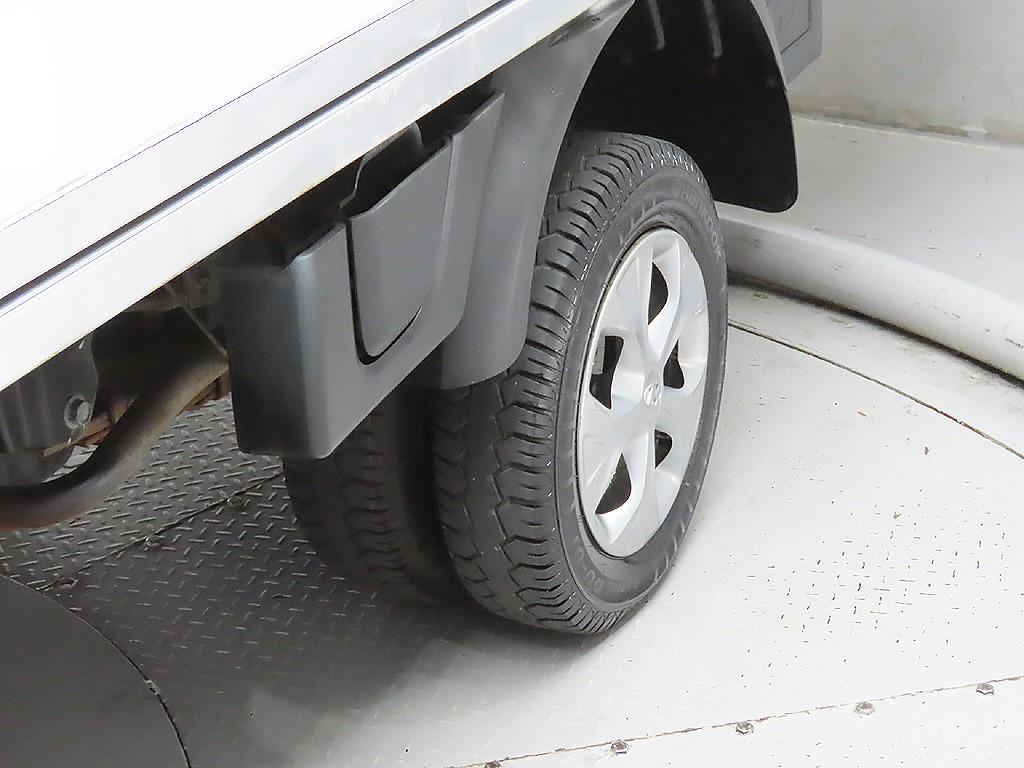 Small Truck Normal Box(Low Deck) - Vista 8