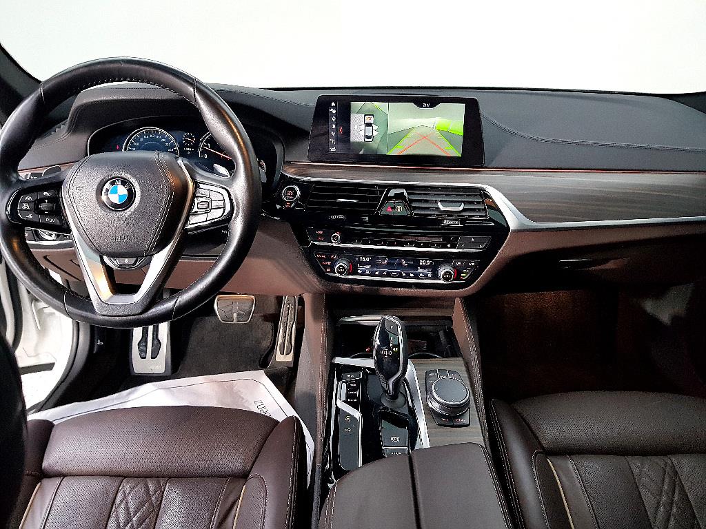 BMW 5 Series - Vista 7