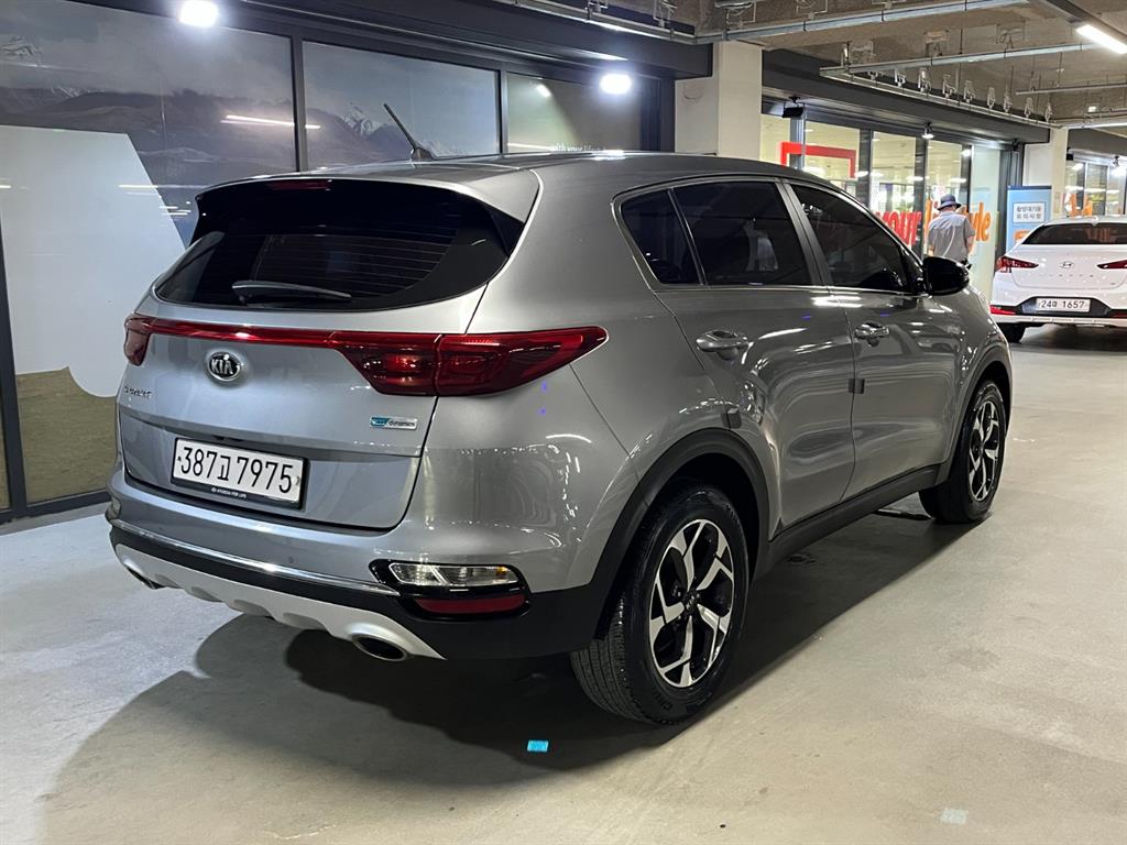 KIA Sportage - Vista 6