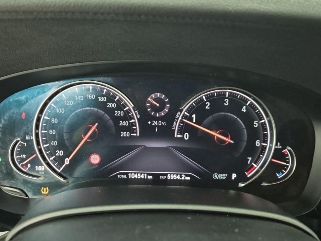 BMW 5 Series - Vista 9