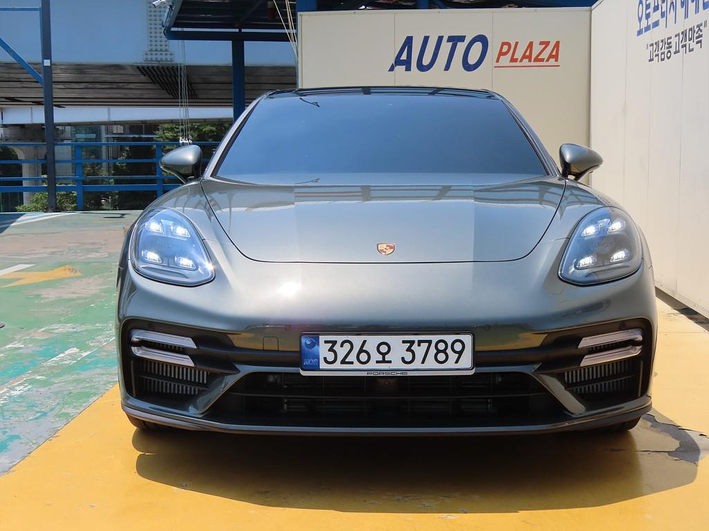 Porsche Panamera - Vista 2
