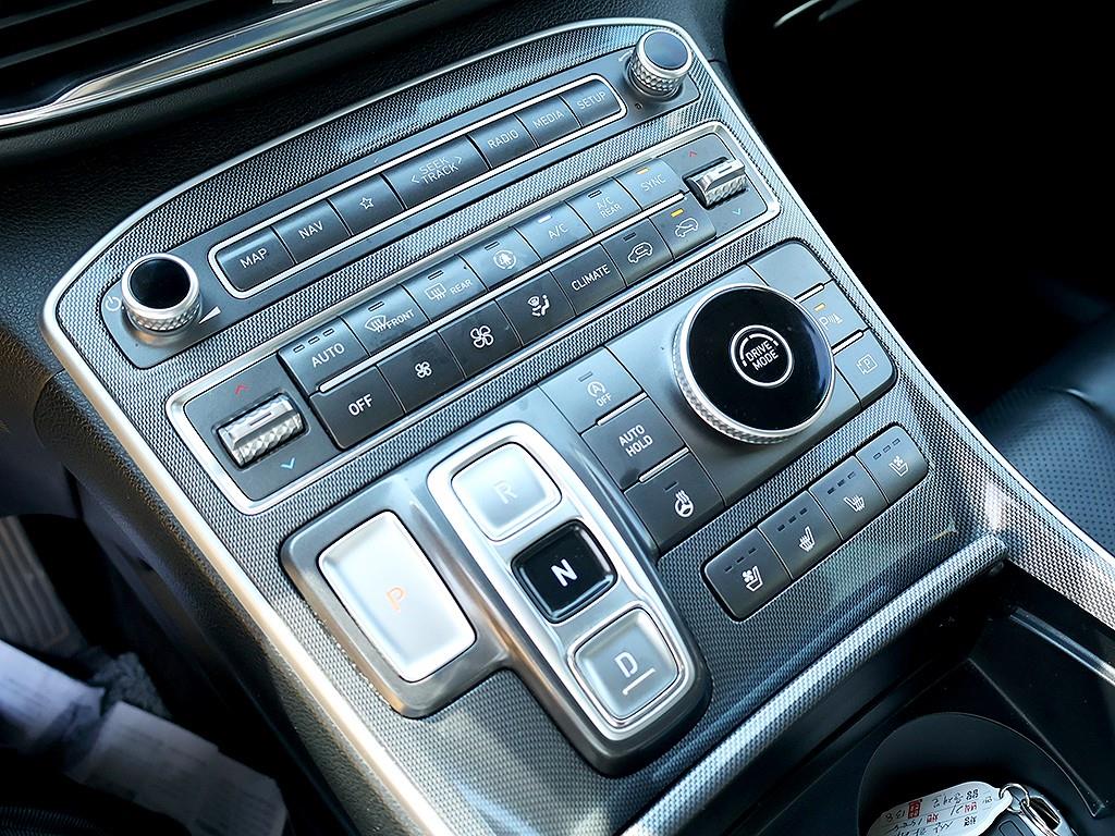 HYUNDAI Santa Fe - Vista 9