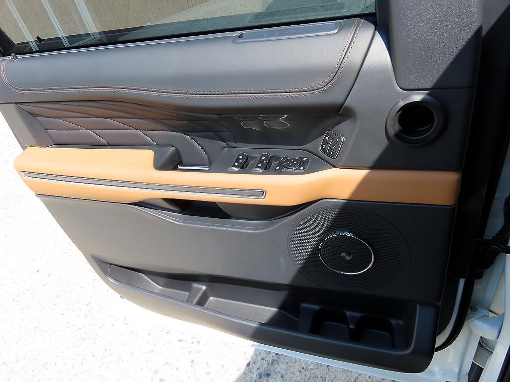 Ford Expedition - Vista 12