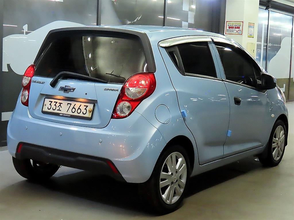 Chevrolet Spark - Vista 6