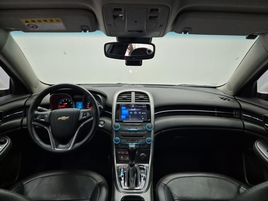 Chevrolet Malibu - Vista 9