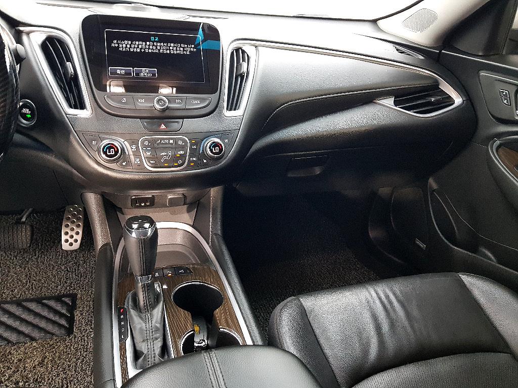 Chevrolet Malibu - Vista 12