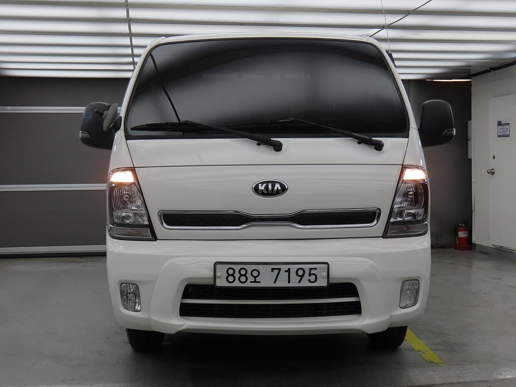 Small Truck Cargo (small) - Vista 2