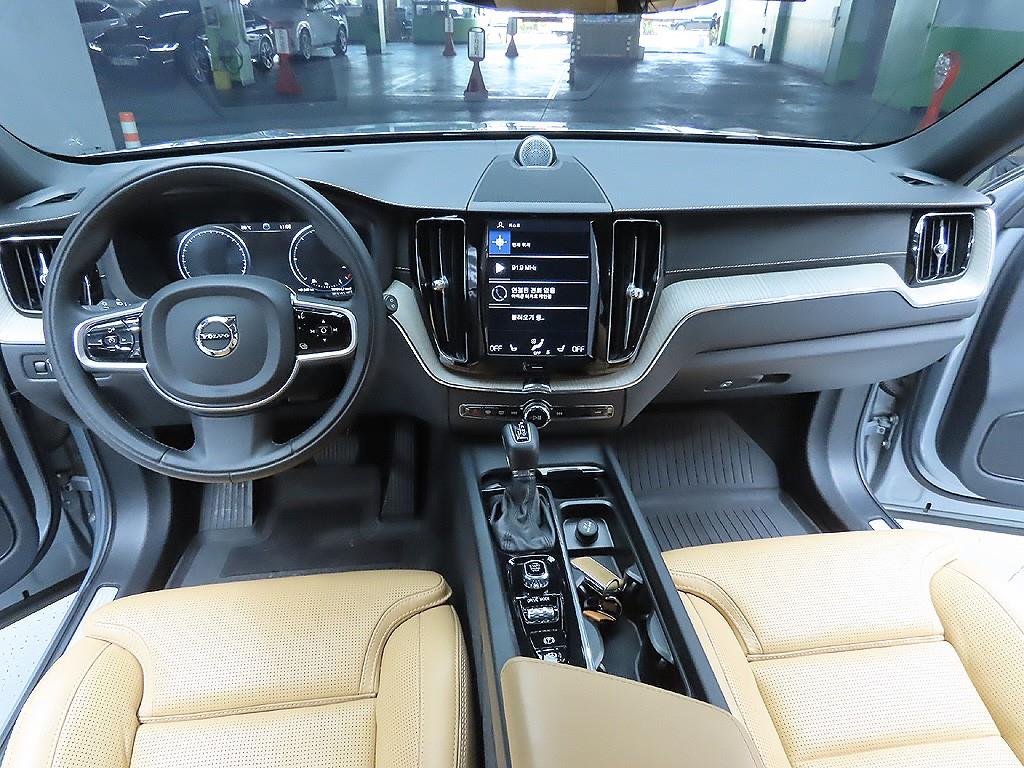 Volvo XC60 - Vista 12