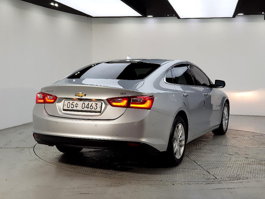 Chevrolet Malibu - Vista 6