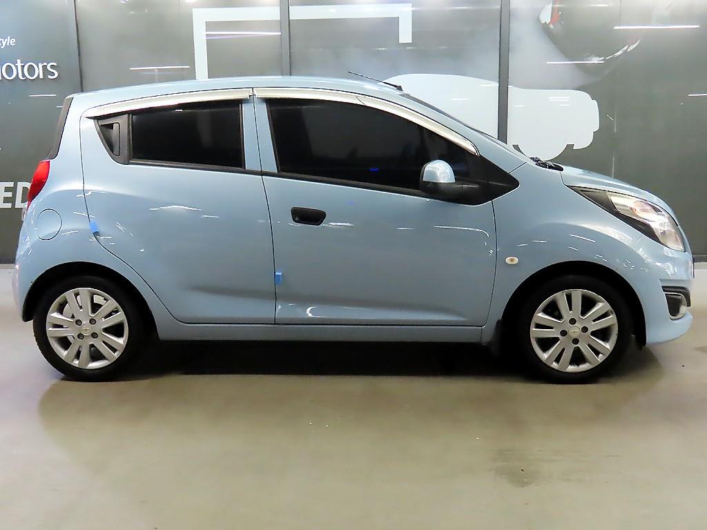Chevrolet Spark - Vista 3