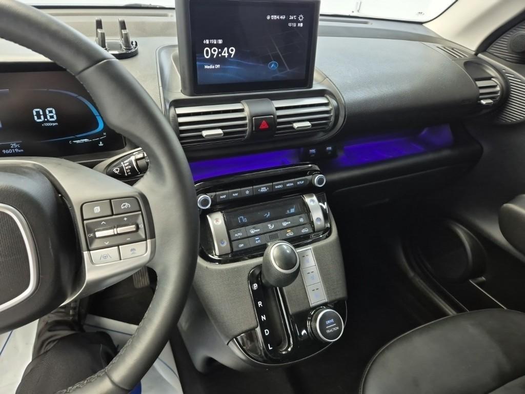 HYUNDAI Casper - Vista 12