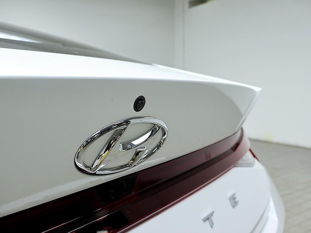 HYUNDAI Avante 2021 Blanco - Importación desde Corea - HF Imports Iquique - Foto 16