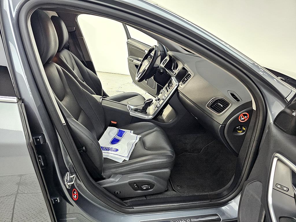 Volvo S60 2017 Gris - Importación desde Corea - HF Imports Iquique - Foto 13