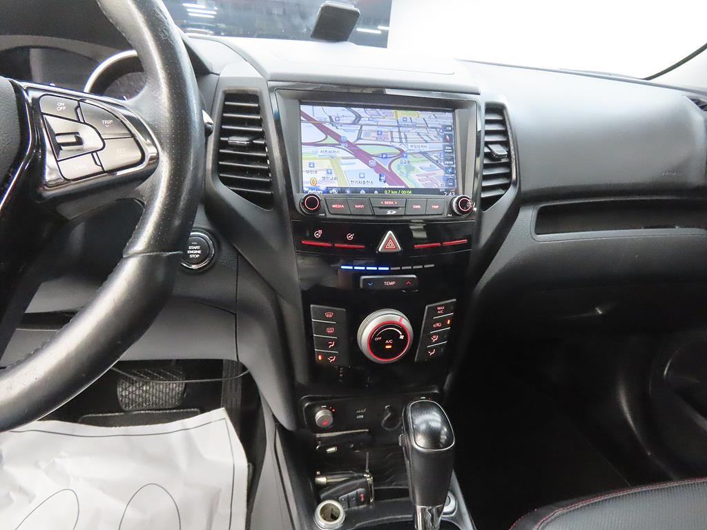 Ssangyong Tivoli - Vista 12