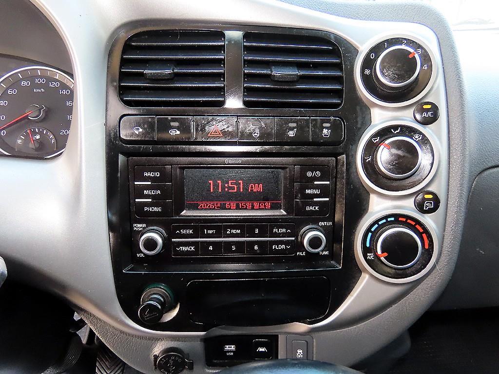 Small Truck Normal Box(High Deck) 2024 Blanco - Importación desde Corea - HF Imports Iquique - Foto 16