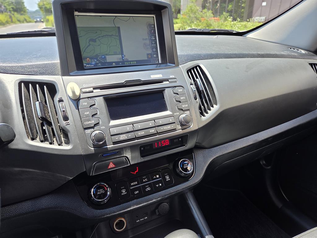 KIA Sportage 2011 Gris - Importación desde Corea - HF Imports Iquique - Foto 16