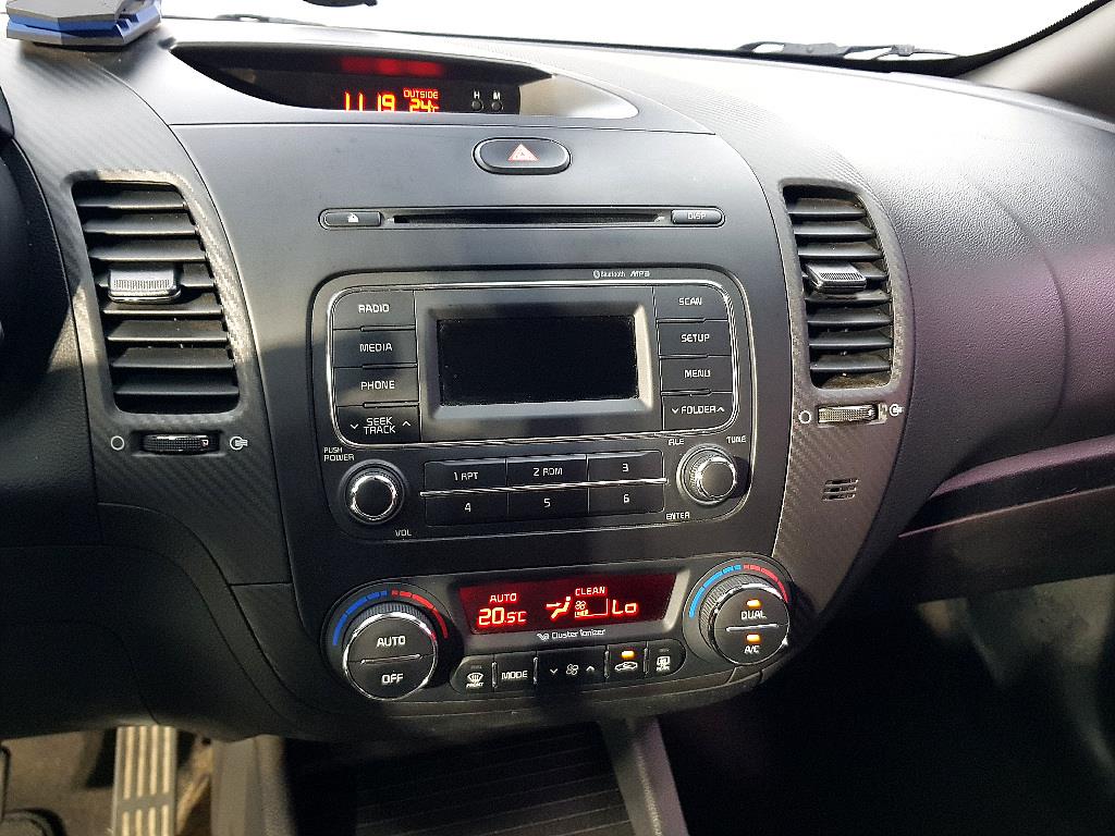 KIA K3 2015 Negro - Importación desde Corea - HF Imports Iquique - Foto 15