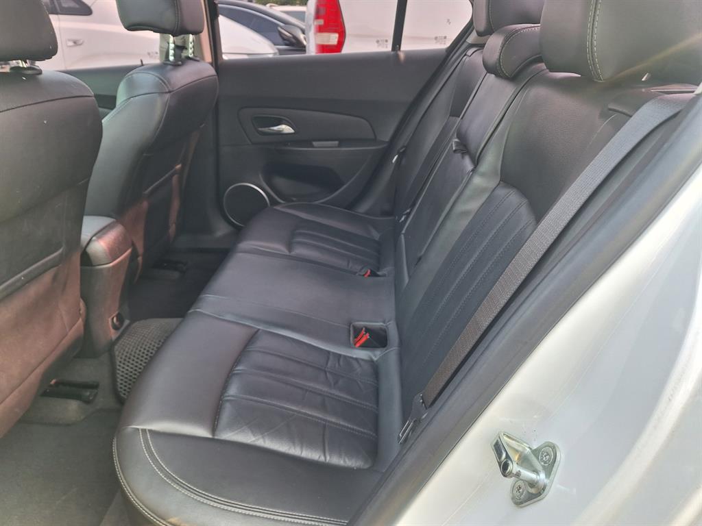 Chevrolet Cruise - Vista 10