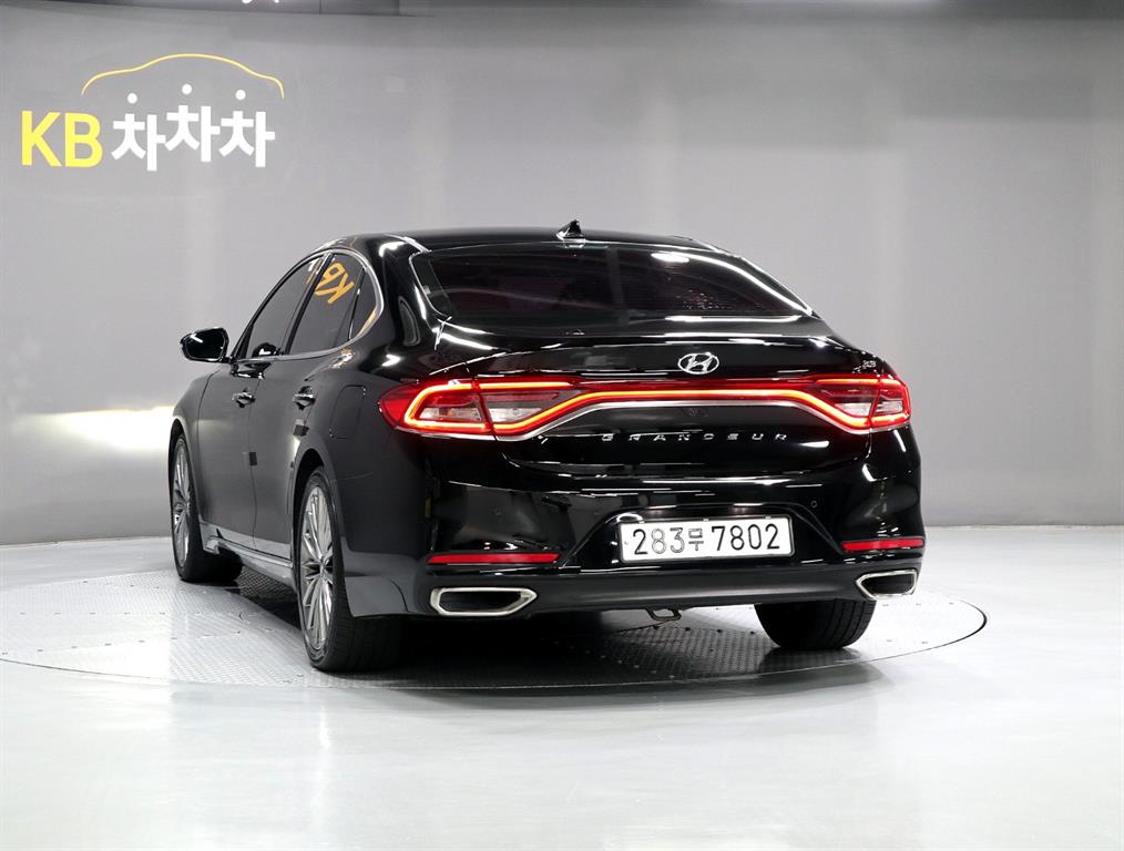 HYUNDAI Grandeur - Vista 6