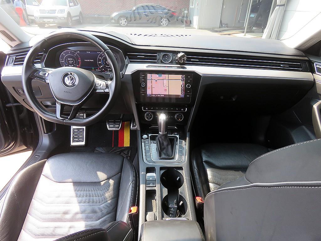 Volkswagen Arteon - Vista 11