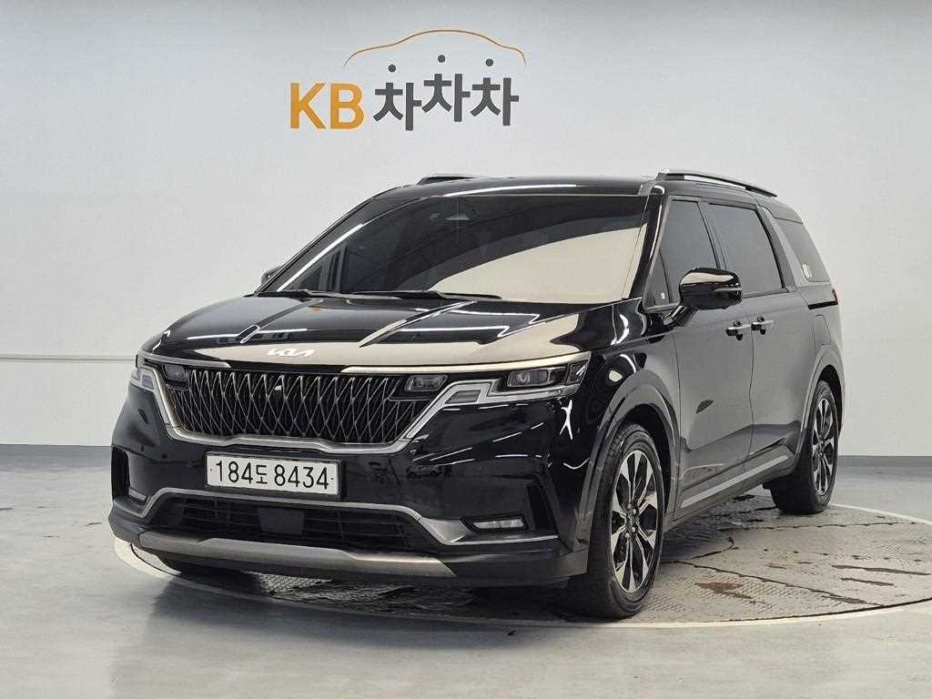 KIA Carnival 2023 Negro - Importación desde Corea - HF Imports Iquique - Foto 1