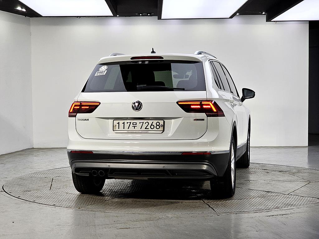 Volkswagen Tiguan - Vista 3