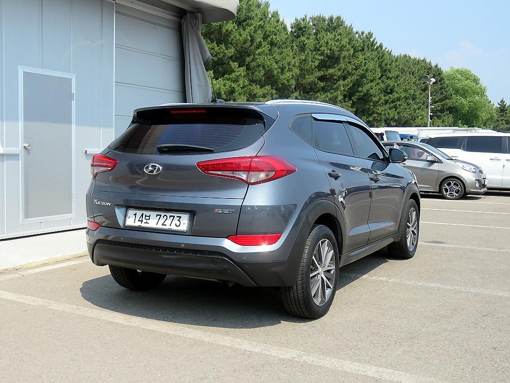 HYUNDAI Tucson - Vista 6