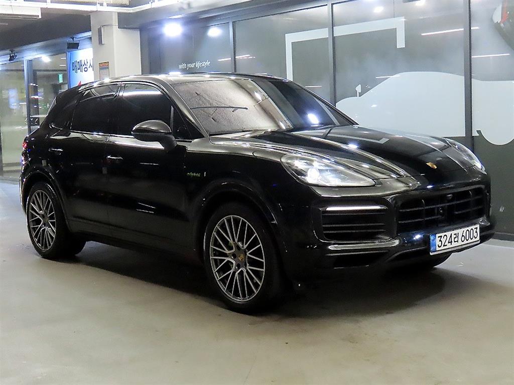 Porsche Cayenne 2023 Negro - Importación desde Corea - HF Imports Iquique - Foto 1